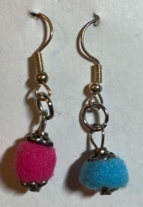 Picture of Pompom Earrings